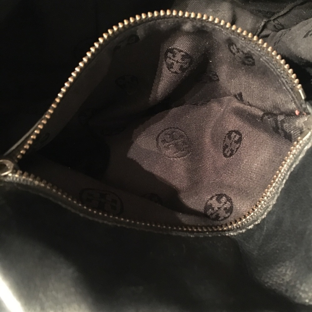 SOLD Tory Burch Fleming Bag - Picture 10 of 15